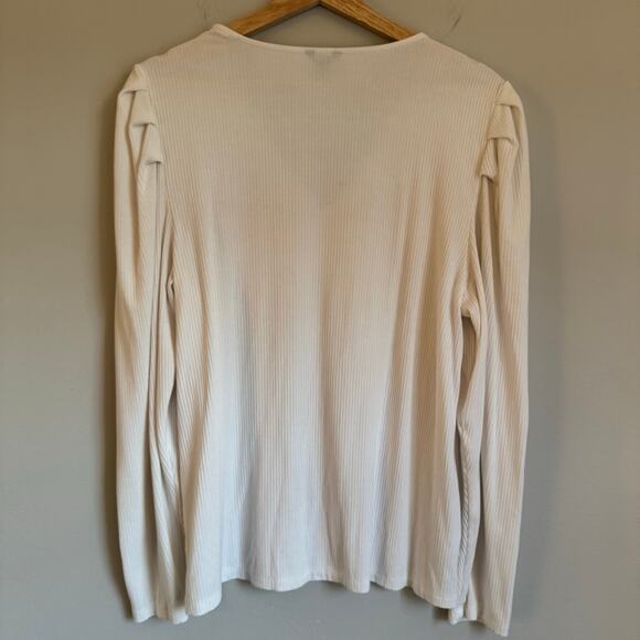 Ann Taylor Cream V-Neck Blouse - Picture 8 of 11
